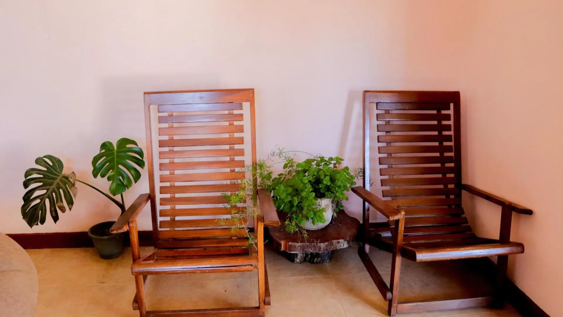 St Elmo Homestay Nuwara Eliya Sri Lanka